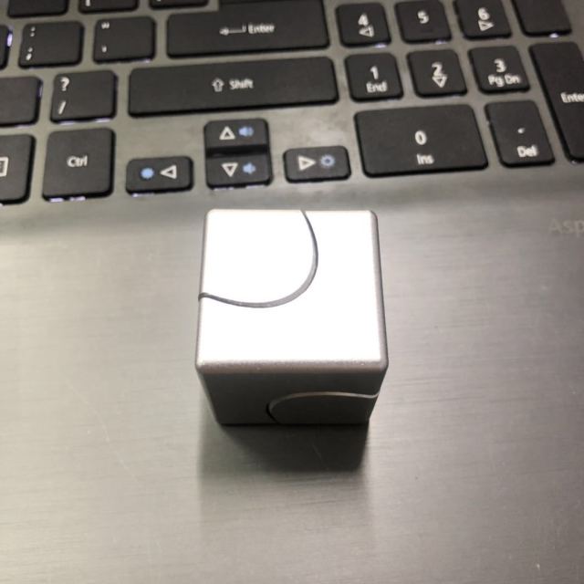 Cube Fidget Spinner Toy