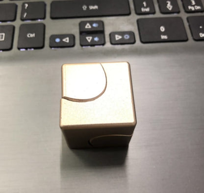 Cube Fidget Spinner Toy