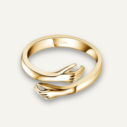 Forever Hug Via Gold Ring