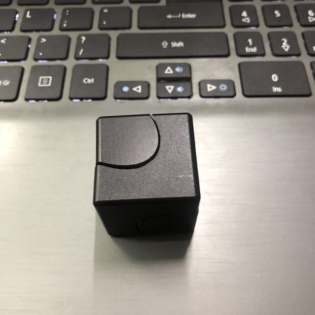 Cube Fidget Spinner Toy