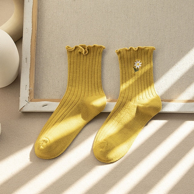 Cozy Frilly Ruffle Socks