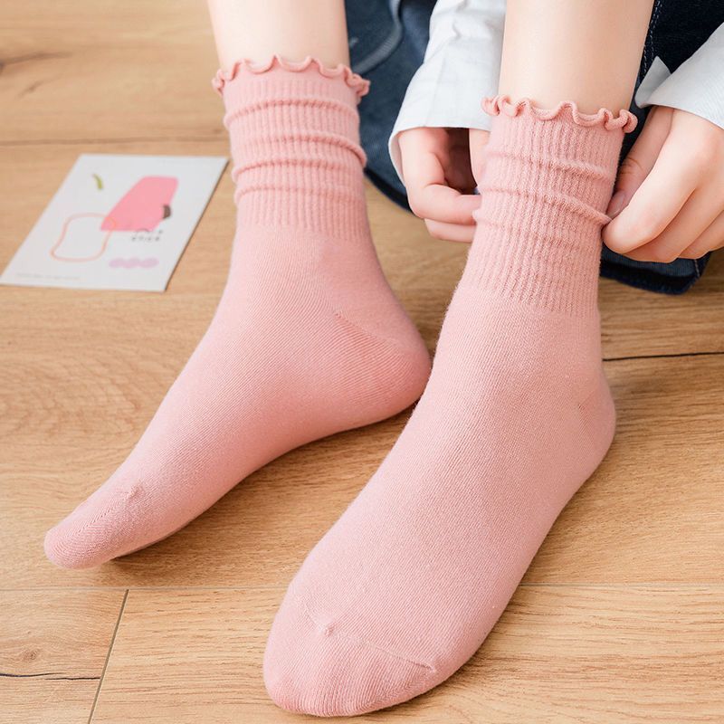 Cozy Frilly Ruffle Socks