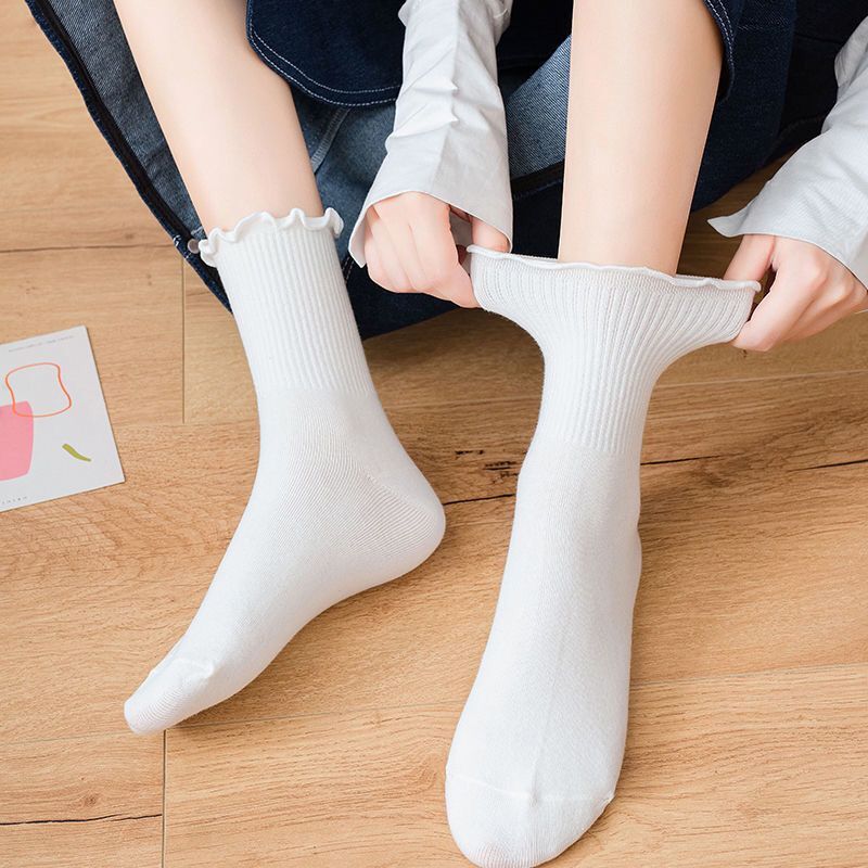 Cozy Frilly Ruffle Socks