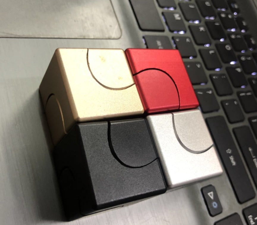 Cube Fidget Spinner Toy
